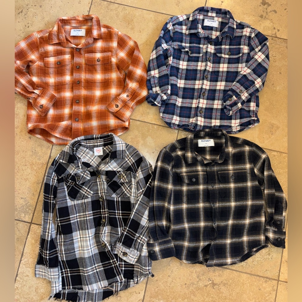 Boys Old Navy Flannel Button Down Shirt Bundle sz 5